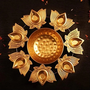 Elegante oro Metal Lotus Urli Bowl Navidad hogar decorativo flor flotante Diwali centro de mesa disponible en varios tamaños - Product Image 3