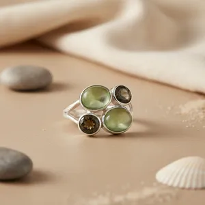 Bague en argent 925 avec plusieurs pierres pour femmes, bijoux tendance et élégants avec placage or 18 carats et rhodium - Product Image 1