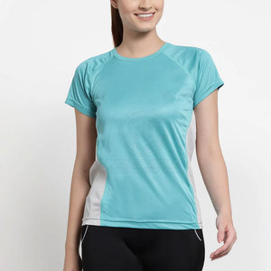 Camiseta Deportiva de Tela Elástica y Uso Duradero con Comodidad Ligera y Estilo Limpio - Product Image 1