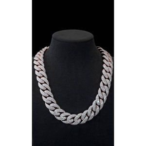 สร้อยคอ SHREYA DIAM แบบ Cuban Link ขนาด 22 มม. ประดับเพชรโมอิสซาไนต์ทรง Brilliant Cut เกรด VVS1  ทำจากเงินแท้ 925 - Product Image 1