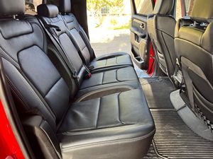 2025 R /A/ M 1500 R-H-O ครูว์แค็บ 4x4 ยาง R21 เกียร์อัตโนมัติ เครื่องยนต์เทอร์โบ ขับเคลื่อน 4 ล้อ เบาะหนัง หลังคาซันรูฟแบบพาโนรามา - Product Image 3