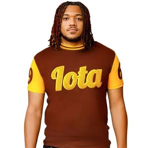 Camiseta de Chenilla Iota Phi Theta 1963, Algodón Premium, Prenda Griega, Logotipo de Fraternidad Bordado, Corte Regular, Sólida, 220g, Cómoda - Product Image 4