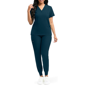 Traje de enfermera al por mayor para damas traje de secado rápido transpirable con cuello en V de media manga para médicos y enfermeras - Product Image 1