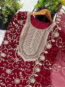 Top DE TRABAJO DE Bordado de hilo pesado de Georgette y Sharara con bordado elegante Dupatta - Product Image 4