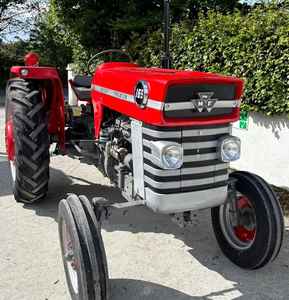 รถแทรกเตอร์มาสซีย์เฟอร์กูสัน MF165 รุ่นขายดีที่สุด 58 แรงม้า เครื่องยนต์ดีเซล รถแทรกเตอร์การเกษตรแบบขับเคลื่อน 2 ล้อ - Product Image 1