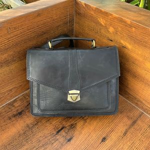 Sac à bandoulière classique en cuir de vachette pleine fleur personnalisé tendance Sac à main de luxe en cuir véritable de qualité supérieure pour dames - Product Image 3