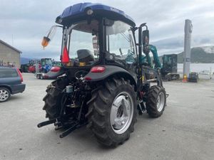 Tracteur agricole Lovol 504 M. avec chargeur frontal 4x4, moteur diesel, pour labour, plantation et récolte efficaces. - Product Image 4