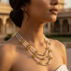 Collier de perles de jade vert pour femmes, bijoux en pierres précieuses superposés tendance - Product Image 1