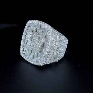 Anillo de Diamante Cultivado en Laboratorio con Certificación IGI, Plata de Ley 925, Corte Ovalado, Engaste Pavé, Estilo Hip Hop, para Compromiso o Fiesta - Product Image 2