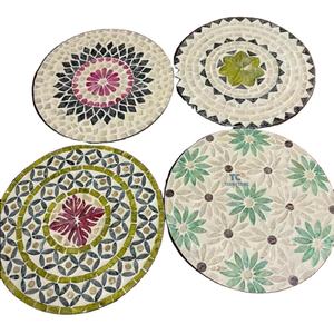 Vente en gros de sets de table ronds en coquille de capiz de Champagne côtier du Vietnam, sets de table en nacre - Product Image 1