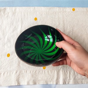 Vente en gros de bols en noix de coco respectueux de l'environnement, ronds laqués Vietnam coquille 100% naturelle, ensemble d'ustensiles de cuisine artisanat - Product Image 2