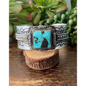Bracelet manchette en argent sterling turquoise J Nelson Carico Lake - Product Image 1