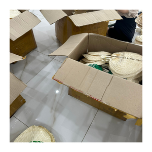 Abanico de mano rústico hecho a mano con forma de hoja de bambú, venta al por mayor, regalo de celebración al aire libre ecológico y decoración del hogar - Product Image 3