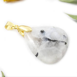 Pendentif pierre de lune arc-en-ciel noir véritable plaqué or 24 carats Bijoux en laiton de style bohème pour les femmes et les filles - Product Image 3