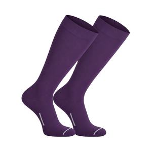 Calcetines deportivos de punto de nailon y spandex hasta la pantorrilla con personalización de talla y colores. - Product Image 1