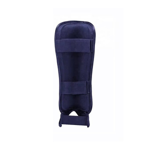 Espinilleras con logotipo personalizado para adultos y niños, protectores de piernas de cuero sintético PU, calentadores para boxeo, fútbol, fútbol, logotipo impreso - Product Image 2