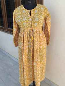 Robes en coton de qualité supérieure pour femmes, avec des imprimés forestiers indiens faits à la main, en tissu naturel confortable, pour la vente en gros mondiale - Product Image 4