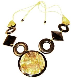 Collier tendance inspiré des défilés de mode, forme géométrique faite à la main, bijoux fantaisie - Product Image 1