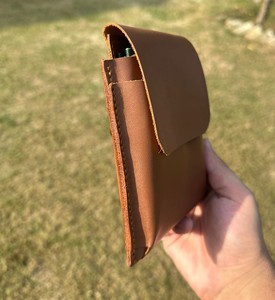 Anwar Enterprises Portefeuille vintage long en cuir véritable pour passeport Portefeuille de voyage anti-RFID avec fermeture à bouton Unisexe - Product Image 6