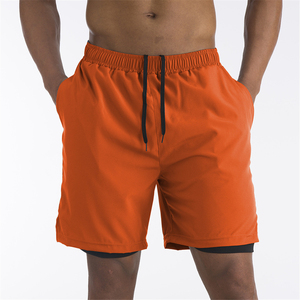 Venta al por mayor de pantalones cortos deportivos para hombres pantalones cortos de gimnasio para hombres ligeros 2 en 1 pantalones cortos de pista - Product Image 5