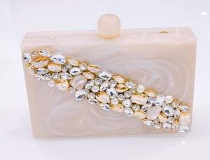 Bolso de mano de resina hecho a mano de primera calidad para bodas y fiestas de lujo a un precio competitivo. Bolso de mano de resina contemporáneo. - Product Image 5