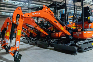Miniexcavadora de 1.7t con 110kW de Potencia y Alta Capacidad de Excavación - Product Image 3