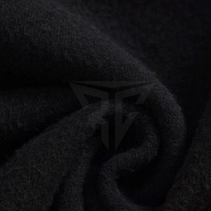 ชุดวอร์มผู้ชายแบบมีฮู้ดสำหรับฤดูหนาว ผลิตตามสั่ง (OEM) ไซส์ใหญ่ ผ้าฝ้าย 100% ระบายอากาศได้ดี MOQ ต่ำ ลายเรียบ จากผู้ผลิตในปากีสถาน - Product Image 6