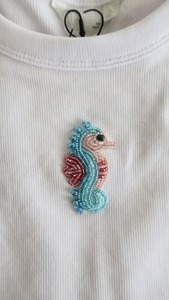 Breloques de sac de canard brodées de perles de rocaille élégantes pour sacs de luxe Breloque de sac de broderie perlée avec un design ethnique et artistique - Product Image 4