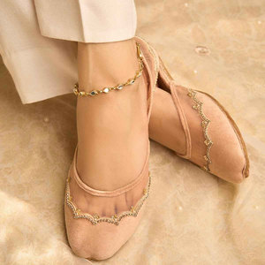 ขายส่งรองเท้าคุสซ่ากำมะหยี่สั่งทำพิเศษ MOQ ต่ำ พื้นรองเท้าหนังแท้ กันลื่น ลายพิมพ์สวยงาม คุณภาพสูง ใส่ได้ทุกฤดู - Product Image 1