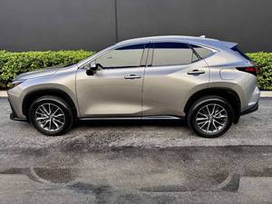 Precio bajo, Lexus NX 250 Premium Luxury 2024, auto usado en venta - Product Image 4