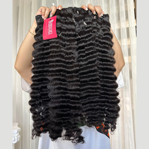 Vente en gros de cheveux brésiliens de vison vierge, faisceaux de cheveux humains naturels à ondes profondes, non transformés, vendeur de cheveux bruts du Vietnam - Product Image 1