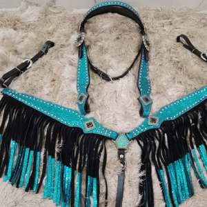 Ensemble Western Headstall & Breast Collar Set Premium Seasonal Horse Tack Designs ensemble de punaises de luxe pour cheval ensemble complet de chevaux de trait - Product Image 1