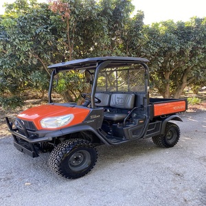 Véhicule utilitaire John Deere RTV X900, machine robuste et durable, conçue pour les travaux de construction, d'agriculture et d'aménagement paysager. - Product Image 4
