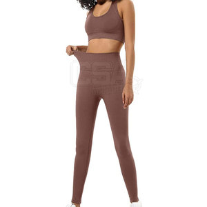 Ensemble de yoga léger pour femmes, tissu extensible, doublure douce, idéal pour le yoga et l'équilibre - Product Image 5