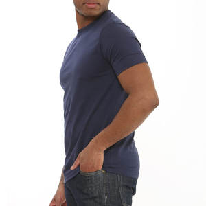 Camiseta de hombre de algodón 100% personalizada a precio de fábrica, Impresión de logotipo de alta calidad disponible en pesos de 230gsm, 280gsm, 300gsm y 320gsm - Product Image 4