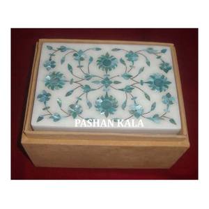 Hecho EN LA India 2023 Caja de regalo de chocolate nácar verde de forma rectangular hecha a mano para uso de almacenamiento múltiple - Product Image 1