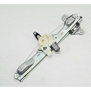 Lève-vitre électrique avant droit Renault Kadjar Série 807206317R (15>) - Product Image 1