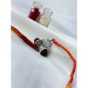 Colgantes de Plata 925 Hechos a Mano con Diseño de Rakhi Mahakal, Joyería Religiosa con Diamantes y Baño de Rodio, Patrón Numerado, 5.6 Gramos, Unisex - Product Image 2
