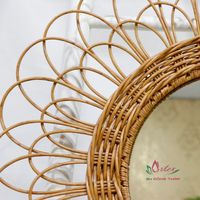 Miroirs ronds bohèmes en polyrotin faits à la main avec cadres, couleur et taille personnalisables pour la décoration murale du salon