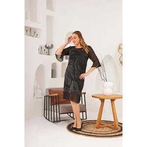 Vestido Midi Negro Elegante RMG para Tallas Grandes con Detalle de Tul en Mangas y Dobladillo, Estampado de Hojas, Tejido 100% Poliéster, Verano - Product Image 3