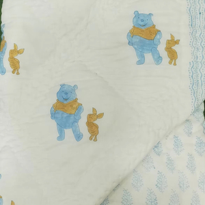 Sábana de cuna ajustada de algodón 100% blanca hecha a mano para bebé, edredón estampado moderno para temporada de invierno - Product Image 1