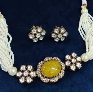 Conjunto de pendientes de Gargantilla Polki Kundan de latón duradero a la moda chapado en oro mate para fiestas bodas aniversarios hechos para regalo - Product Image 3