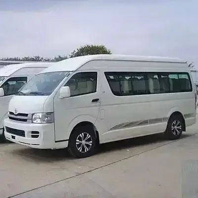 Satılık oldukça kullanılan Toyotas HiAce yüksek çatı Van/kullanılan TOYOTA HIACE otobüs 15 koltuklu