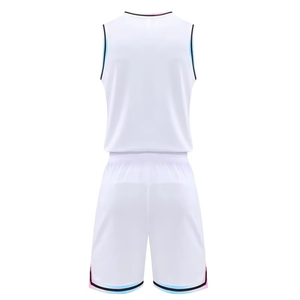 Ensembles d'uniformes de basket-ball en tissu à séchage rapide en polyester respirant léger de meilleure qualité fabriqué au Pakistan - Product Image 2