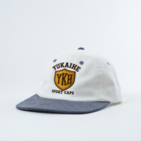 Casquette de baseball unisexe personnalisée en velours côtelé à 6 panneaux, visière plate, non structurée, avec logo brodé et boucle réglable, vente en gros