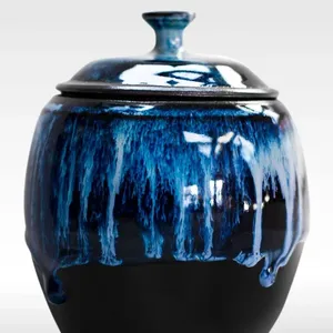 โกศกระดูกผู้ใหญ่สไตล์อเมริกัน ทำจากพอร์ซเลนเคลือบเงาสีดำ งานฝีมือประณีต - Product Image 2