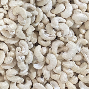 Hot Sale Cashew Nuts WW180, WW240, WW320, LP Raw Cashew Nut W180 Cashew Nuts Factory Price - Product Image 1