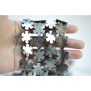 Cadena de Perlas con Forma de Flor de 6 Pétalos para la Creación de Joyería - Product Image 3