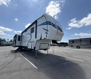 F-o-r-e-s-t R-i-v-e-r W-i-l-d-c-a-t 369MBL 2022 usado, listo para vender - Product Image 1