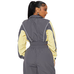 Survêtement de sport coupe-vent léger en polyester imperméable à capuche uni imprimé personnalisé pour femmes pour la saison hivernale - Product Image 2